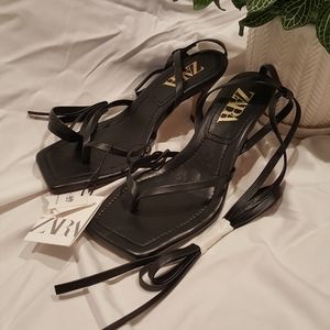 ZARA Black Leather Strappy Sandals / 6